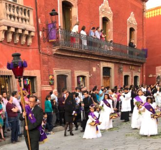 Easter Parades for Live Crowd Sketching